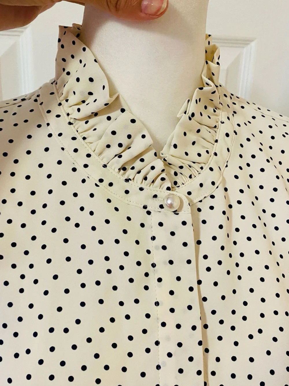 Talbots size small high neck top - Picture 5 of 9